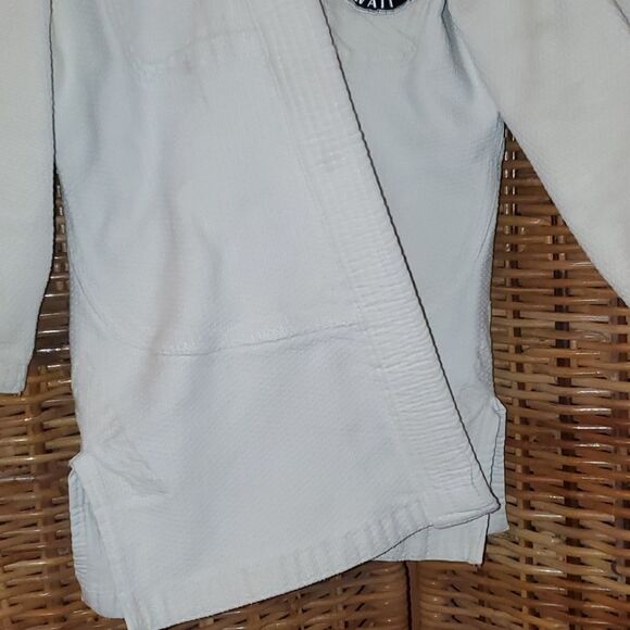 On The Mat Jui Jitsu Maui Gi Set Kids - Picture 4 of 14